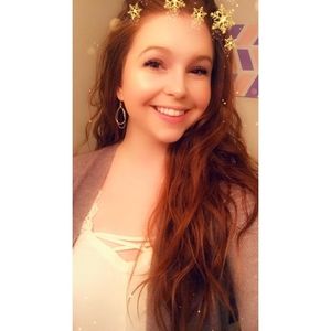 Meet your Posher, Angela